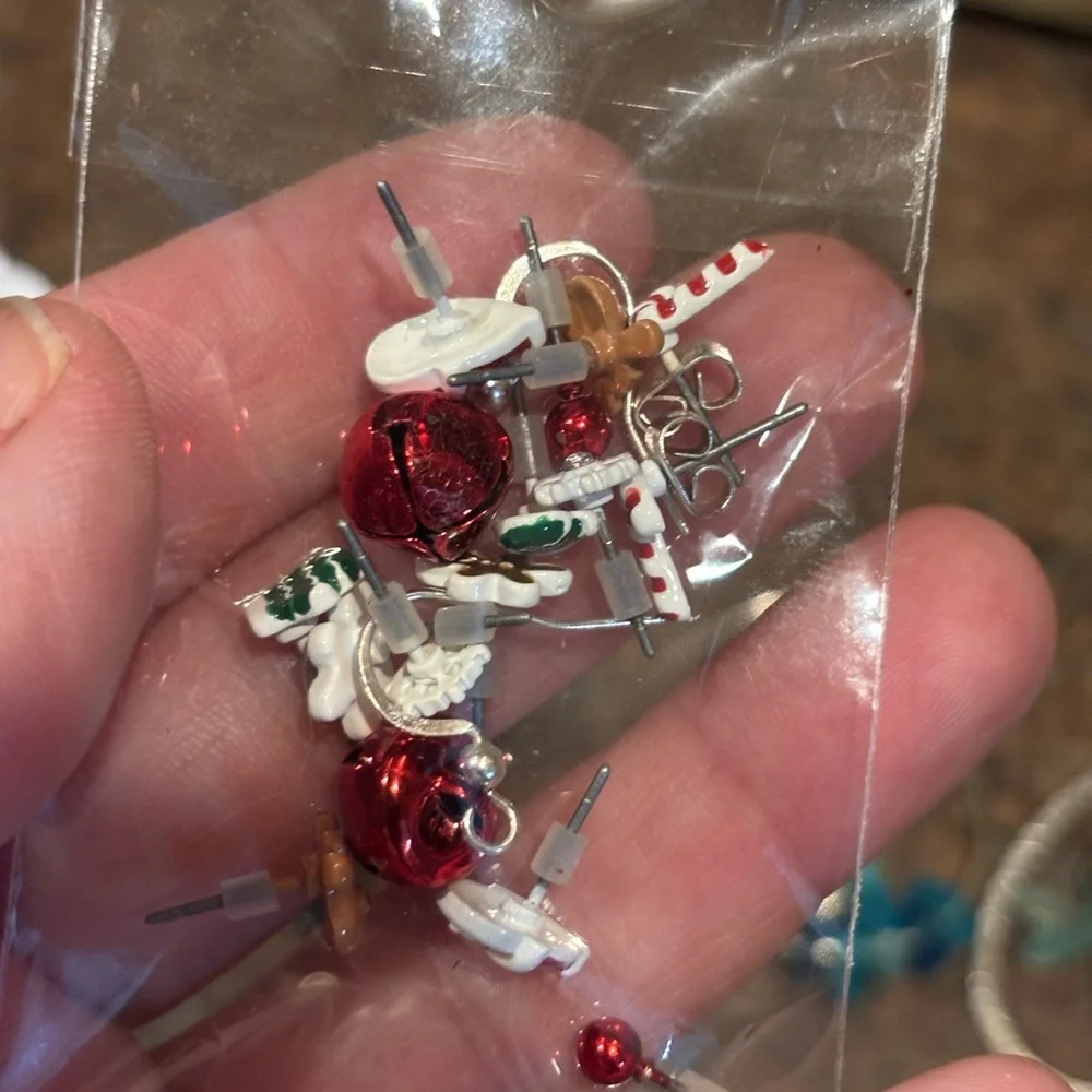 Colorful Earring Set bundle - Picture 6 of 9